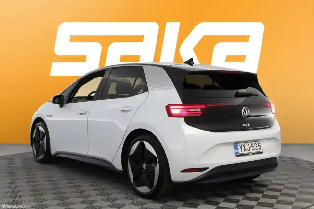 Valkoinen Viistoperä, Volkswagen ID.3 – YXJ-525