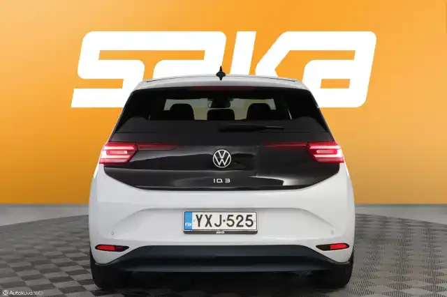 Valkoinen Viistoperä, Volkswagen ID.3 – YXJ-525