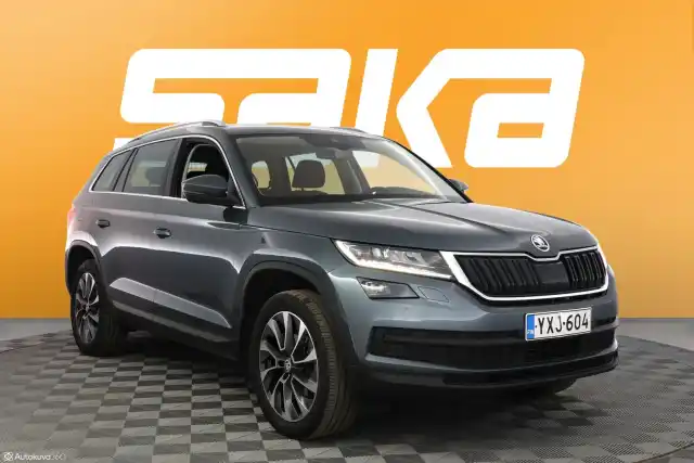 Harmaa Maastoauto, Skoda Kodiaq – YXJ-604