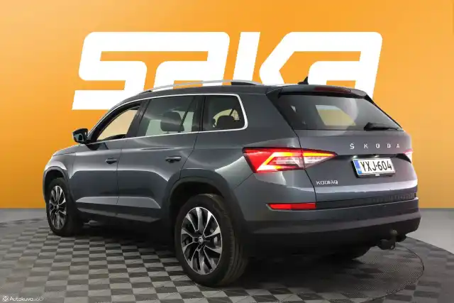 Harmaa Maastoauto, Skoda Kodiaq – YXJ-604