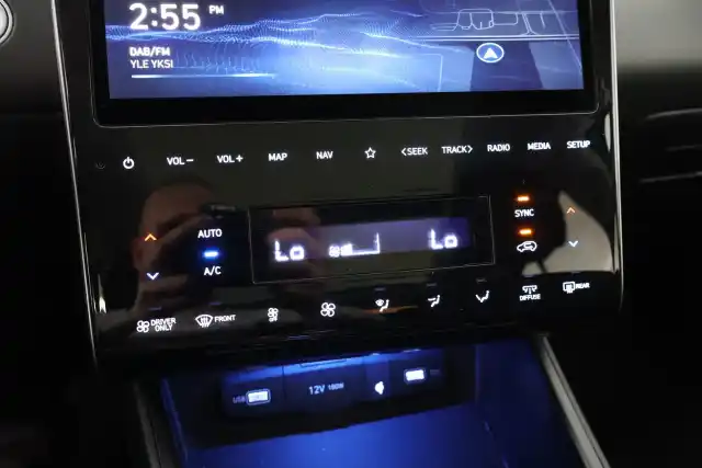 Musta Maastoauto, Hyundai Tucson – YXL-313