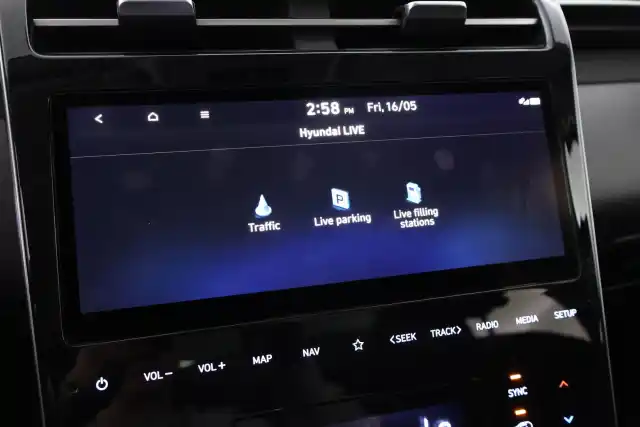 Musta Maastoauto, Hyundai Tucson – YXL-313