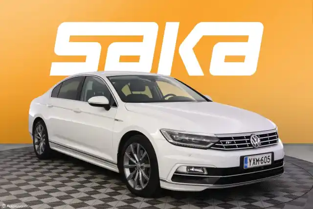 Valkoinen Sedan, Volkswagen Passat – YXM-605