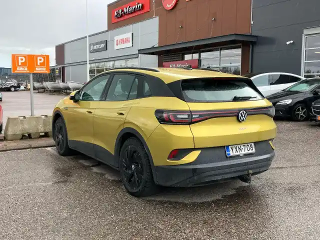 Keltainen Maastoauto, Volkswagen ID.4 – YXN-708