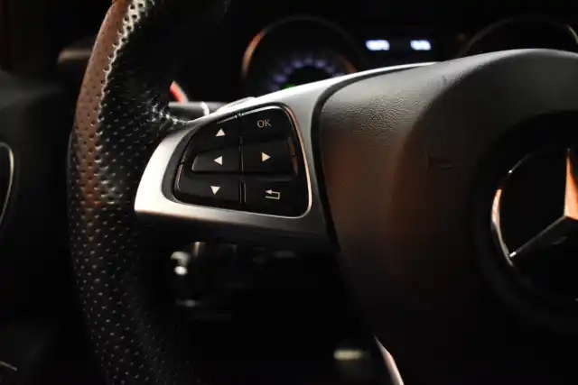 Hopea Viistoperä, Mercedes-Benz A – YXO-121