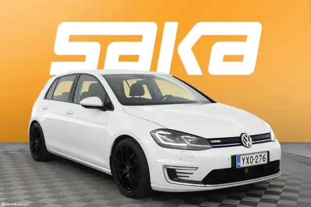 Valkoinen Viistoperä, Volkswagen Golf – YXO-276