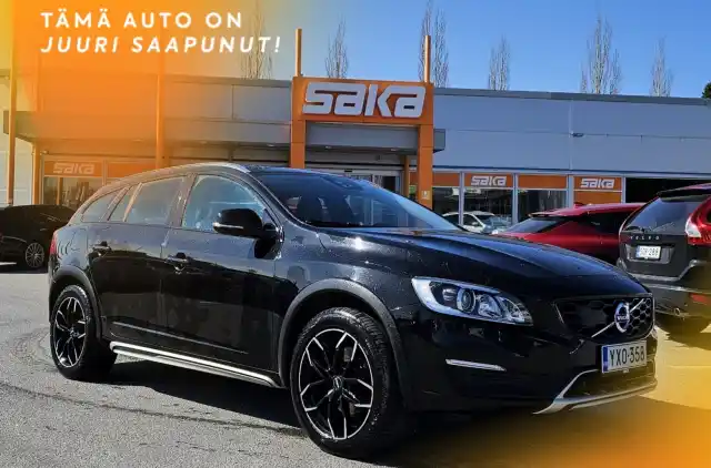 Musta Farmari, Volvo V60 Cross Country – YXO-358