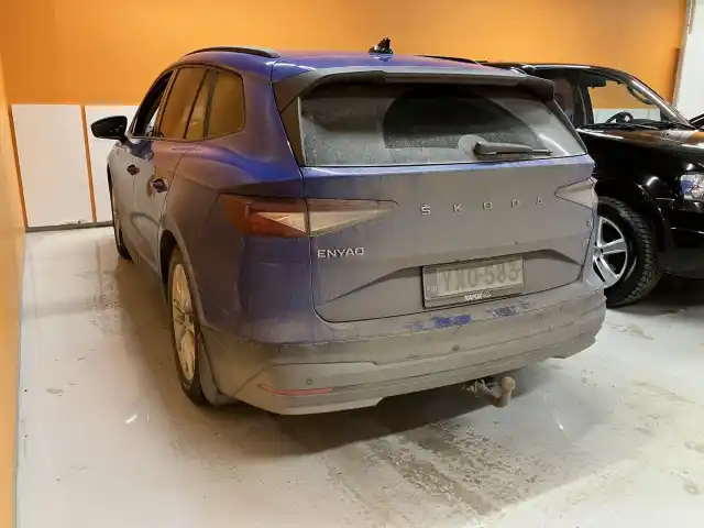 Sininen Maastoauto, Skoda Enyaq – YXO-583