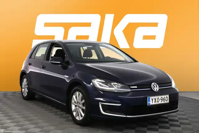 Sininen Viistoperä, Volkswagen Golf – YXO-960