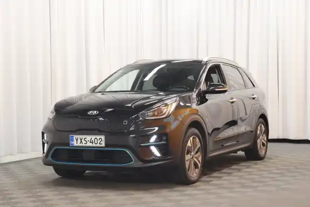 Musta Maastoauto, Kia NIRO – YXS-402