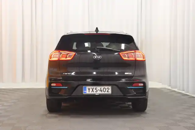 Musta Maastoauto, Kia NIRO – YXS-402