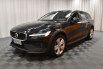 Musta Farmari, Volvo V60 Cross Country – YXZ-531, kuva 4