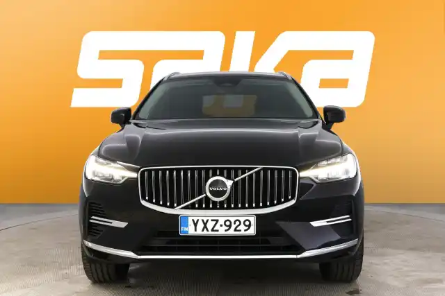 Musta Maastoauto, Volvo XC60 – YXZ-929