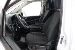 Valkoinen Pakettiauto, Mercedes-Benz Vito – YXZ-975, kuva 12