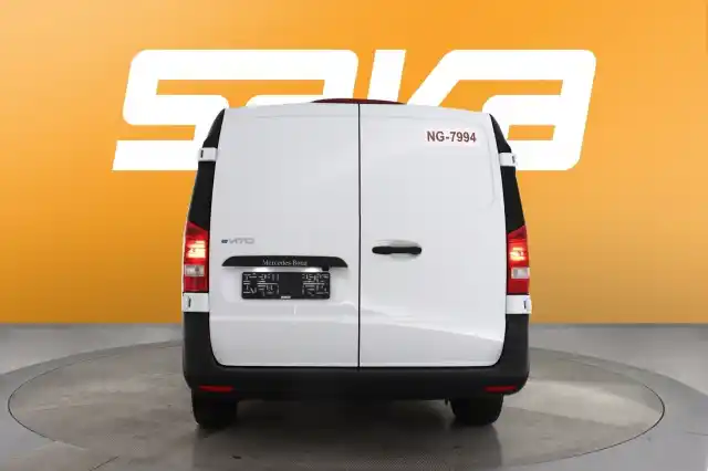 Valkoinen Pakettiauto, Mercedes-Benz Vito – YXZ-975
