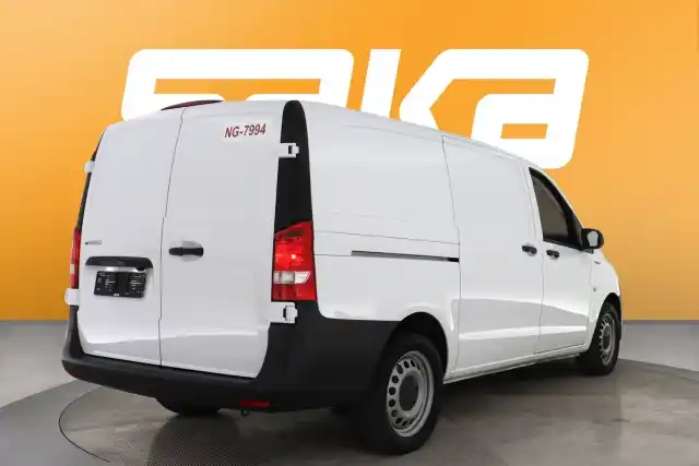 Valkoinen Pakettiauto, Mercedes-Benz Vito – YXZ-975