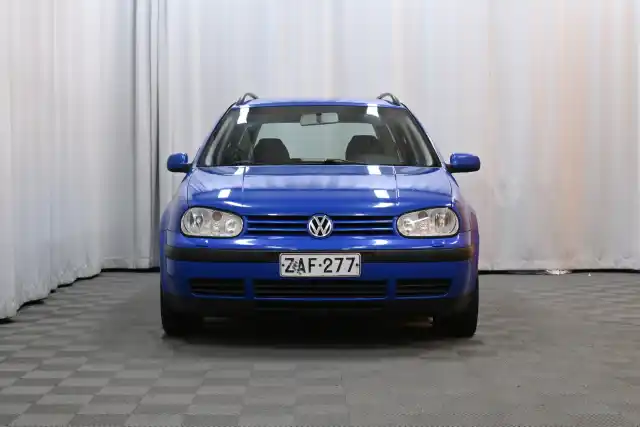 Sininen Farmari, Volkswagen Golf Variant – ZAF-277
