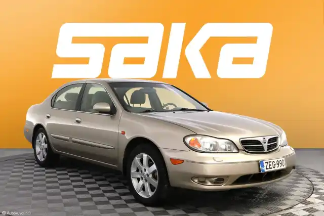 Beige Sedan, Nissan Maxima – ZEG-990