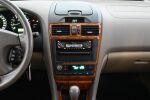 Beige Sedan, Nissan Maxima – ZEG-990, kuva 16