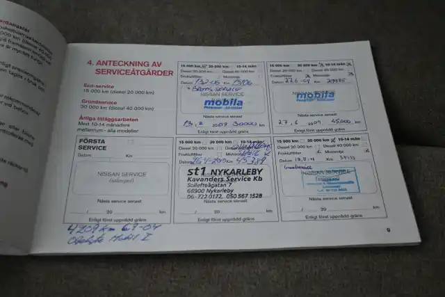 Beige Sedan, Nissan Maxima – ZEG-990