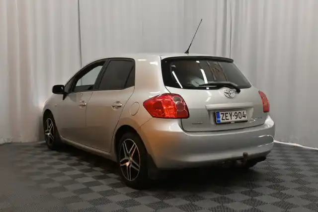 Hopea Viistoperä, Toyota Auris – ZEY-904