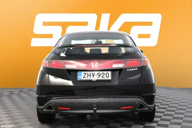 Musta Viistoperä, Honda Civic – ZHV-920