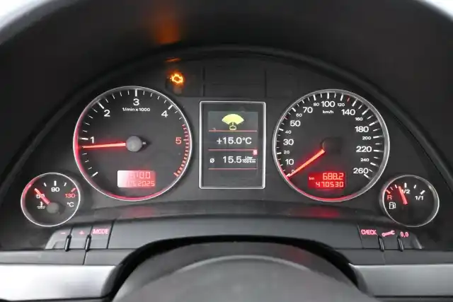 Musta Farmari, Audi A4 – ZIJ-503