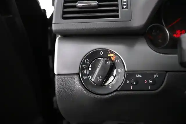 Musta Farmari, Audi A4 – ZIJ-503