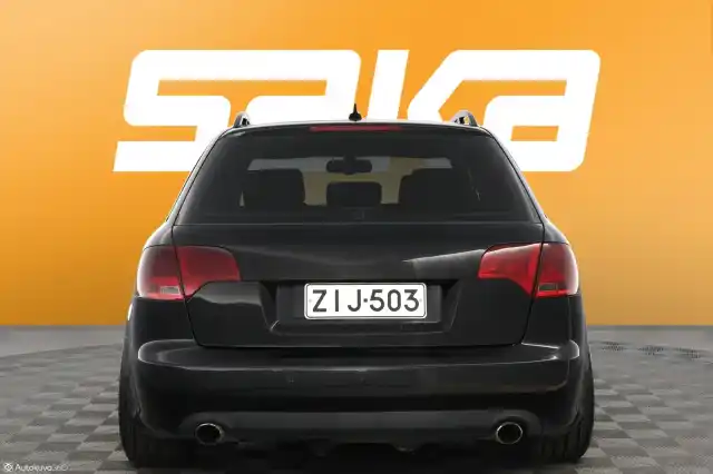 Musta Farmari, Audi A4 – ZIJ-503