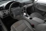 Musta Henkilöauto, Mercedes-Benz C – ZJJ-233, kuva 11