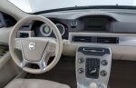 Punainen Sedan, Volvo S80 – ZJL-815, kuva 10