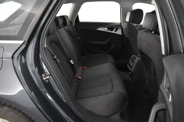 Sininen Farmari, Audi A6 – ZJN-333