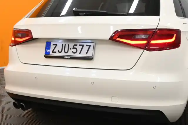 Valkoinen Viistoperä, Audi A3 – ZJU-577