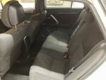 Valkoinen Farmari, Toyota Avensis – ZJV-880, kuva 6