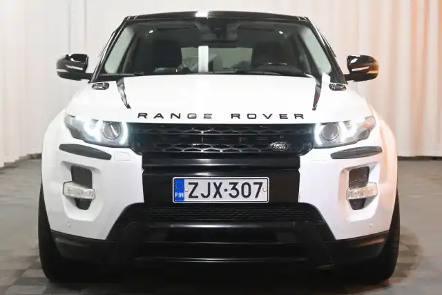 Valkoinen Maastoauto, Land Rover Range Rover Evoque – ZJX-307