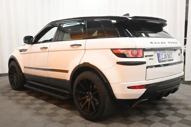 Valkoinen Maastoauto, Land Rover Range Rover Evoque – ZJX-307