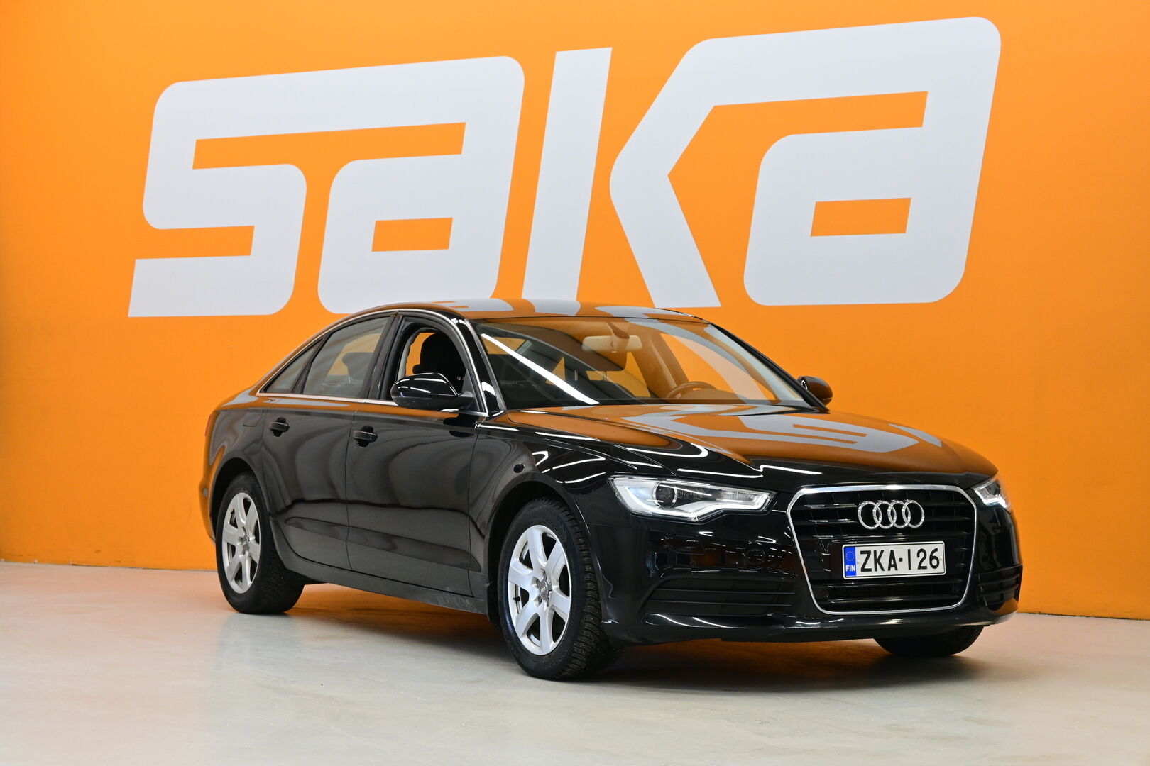 Musta Sedan, Audi A6 – ZKA-126