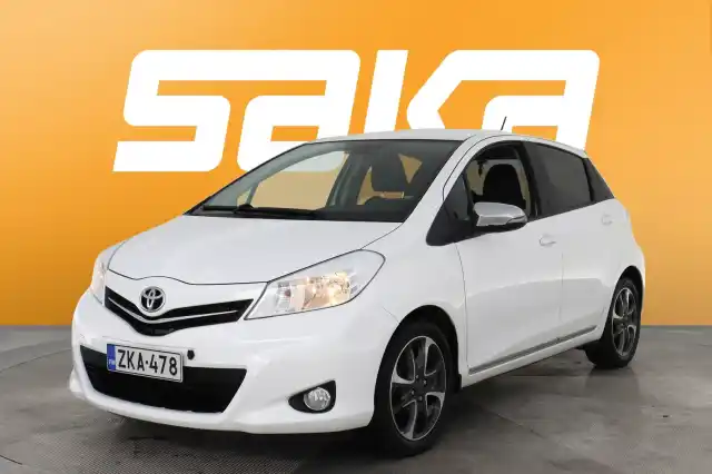 Valkoinen Viistoperä, Toyota Yaris – ZKA-478