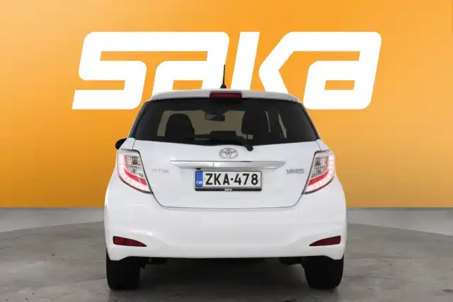 Valkoinen Viistoperä, Toyota Yaris – ZKA-478