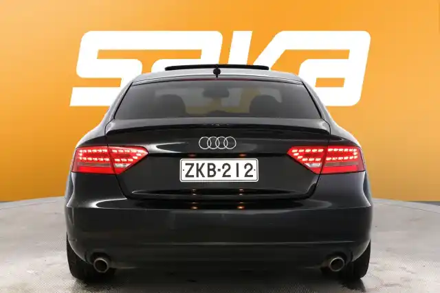 Musta Viistoperä, Audi A5 – ZKB-212