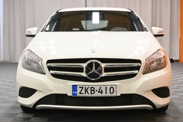 Valkoinen Viistoperä, Mercedes-Benz A – ZKB-410
