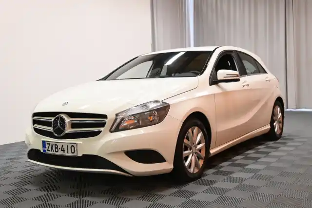 Valkoinen Viistoperä, Mercedes-Benz A – ZKB-410