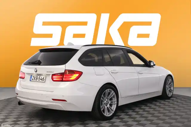 Valkoinen Farmari, BMW 320 – ZKB-546