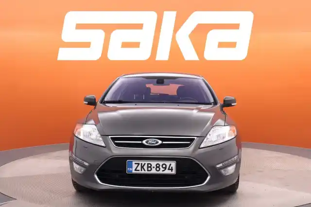 Ruskea Viistoperä, Ford Mondeo – ZKB-894