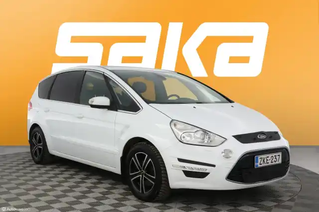 Valkoinen Tila-auto, Ford S-Max – ZKE-237