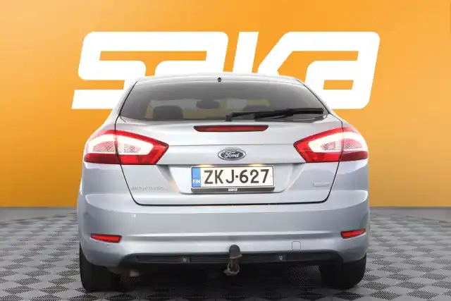 Harmaa Viistoperä, Ford Mondeo – ZKJ-627
