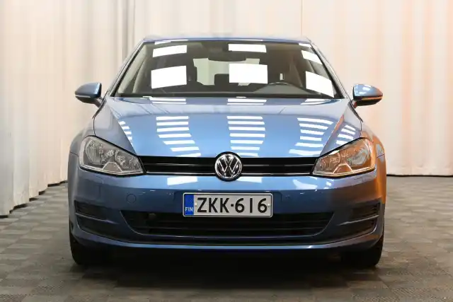 Sininen Viistoperä, Volkswagen Golf – ZKK-616