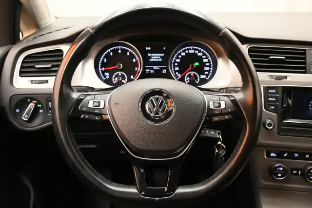 Sininen Viistoperä, Volkswagen Golf – ZKK-616