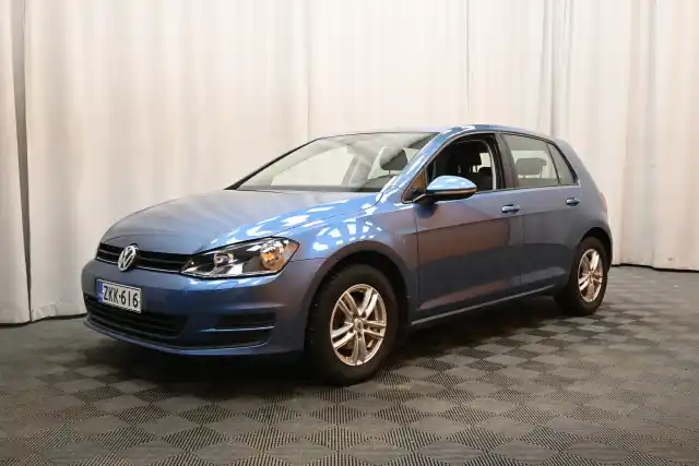 Sininen Viistoperä, Volkswagen Golf – ZKK-616