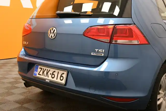 Sininen Viistoperä, Volkswagen Golf – ZKK-616